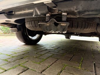 VOKSWAGEN MULTIVAN T5 GP 2,0 TDI 103 kW EDICE TEAM - 18