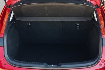 Mazda 3 2.0 Skyactiv-G120 Urban Limited 1149/1500 - 18