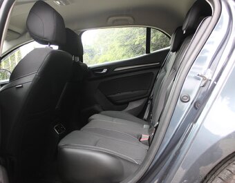Renault Megane TCe 140 Equilibre - 18