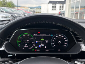 Audi E-tron 50 quattro S line - 18