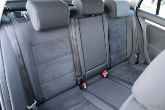 Volkswagen Golf 6 1.6 TDI Highline - 18