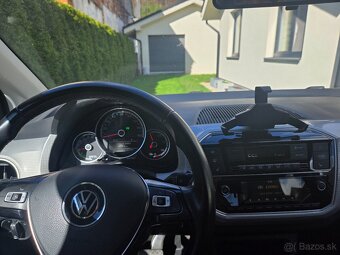 EV VW e-up, plná výbava, batéria 36.8 kWh, výkon 61kW - 18