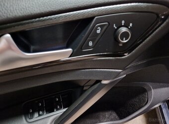 VW Golf 7 2,0 TDI 110kW Highline Combi Panorama Bi-xenon - 18