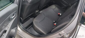 Renault Clio Grandtour 0.9TCE 66kW kúpené v SR - 18
