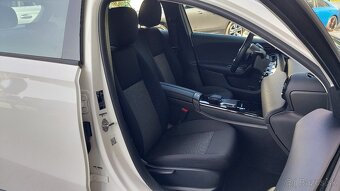 Mercedes-Benz A 180 d hatchback - 18