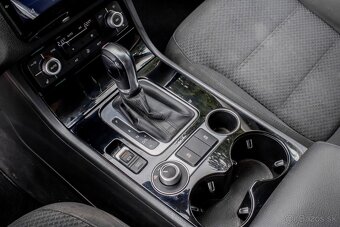 Volkswagen Touareg II 3.0 V6 TDI BMT 4-MOTION Mountain - 18