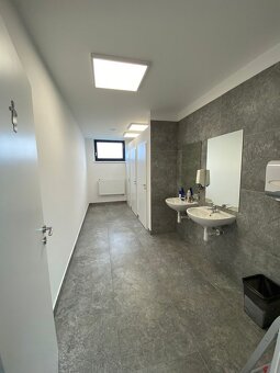 Novostavba kancelárskych priestorov na prenájom - ul. Úderní - 18