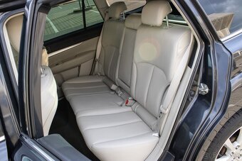 Subaru Outback 2.0 D CVT / NA SPLÁTKY / PROTIHODNOTA / - 18