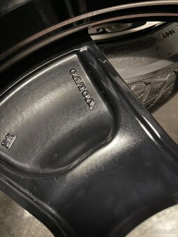Zimná sada 5x108 R19 , 255/40/19 Volvo V90 S90 - 18