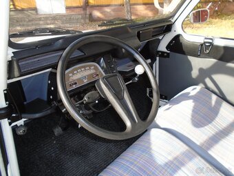 Citroen 2CV - 18