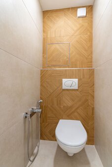 NA PREDAJ ZREKONŠTRUOVANÝ 3-IZBOVÝ BYT NA ULICI VÝSTAVBY, KO - 18