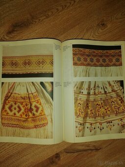 Kniha-Slovenské výšivky. - 18
