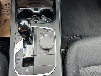 BMW rad 1 118i A/T…100kW - 18