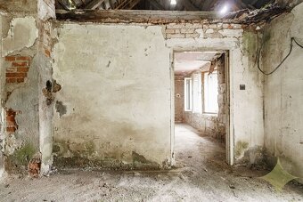 Rodinný dom vhodný na rekreáciu/prenájom v širšom centre Ban - 18