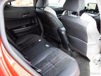 Toyota C-HR 1.8 Hybrid Executive GR SPORT - 18