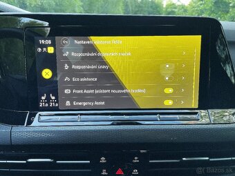 VW Golf VIII GTI 2.0 TSI - 18