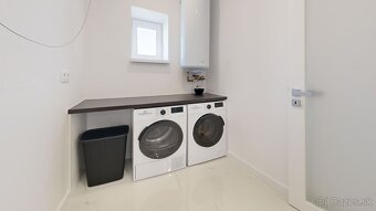 LUXUSNÝ DVOJPODLAŽNÝ RODINNÝ DOM V MODRANKE. - 18