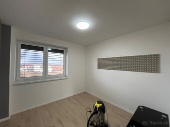 MALIARSKE PRÁCE / MALIAR / Airless striekanie interiérov - 18