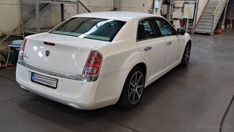 Chrysler 300C (Lancia Thema) 3.0 CRD 240 hp 2012 AT vymena - 18