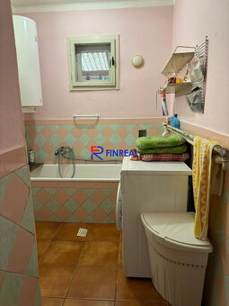 FINREAL s.r.o. ponúka rodinný dom v Kolárove  - 18