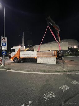 Autodoprava s hydraulickou rukou - 18