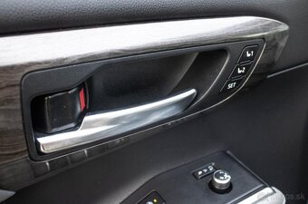 Toyota Highlander 2.5 Hybrid Dynamic Force Executive AWD - 18