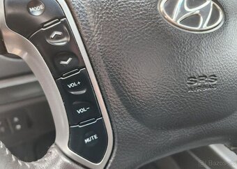 Hyundai Santa Fe 2.2-145kw-facelift-4x4-tažné - 18