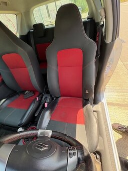 Predám Suzuki Swift 1.6 Sport - 18