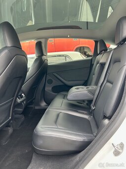 Tesla Model Y PERFORMANCE 393kW Dual Motor AWD - 18