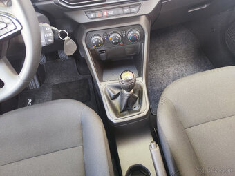 Dacia Sandero 1.0 - 18