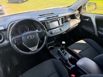 Toyota RAV4 2.2 l D-4D Premium - 18