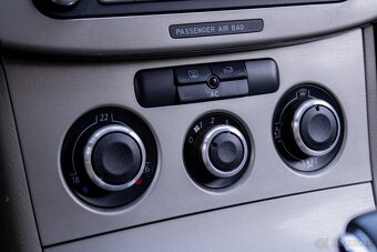 Volkswagen Passat Variant 2.0 TDI Sportline - 18