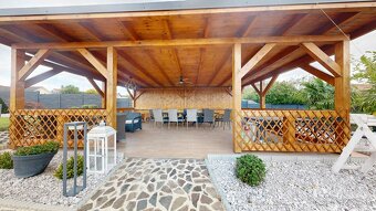 🏡 Nadštandardný 4-izbový rodinný dom s bazénom, zimnou teras - 18