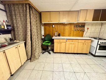 Na predaj ihneď nasťahovateľný poschodový dom Tvrdošovce - 18
