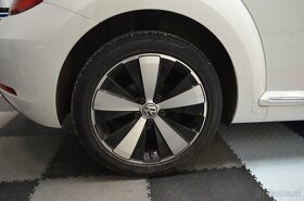 Volkswagen New Beetle 2.0 TDI Design - 18