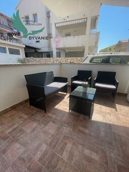 Predaj apartmán so záhradou, blízko pieskovej pláže, Chorvát - 18