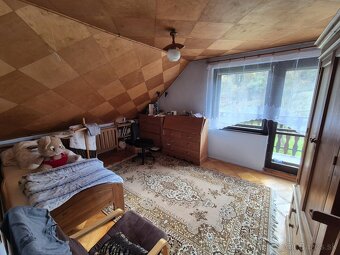 Rodinný dom s veľkou záhradou / 2024 m2 / - Skalité - 18