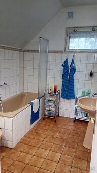 Predám rodinný/rekreačný dom v blízkosti Seneckých jazier - 18