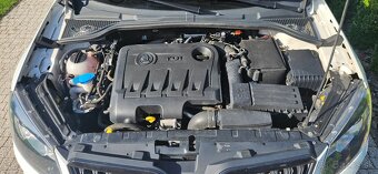 YETI 2.0TDI DSG 4X4 125kW Monte-Carlo - 18