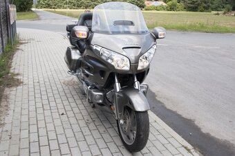 Honda GL1800 - 18