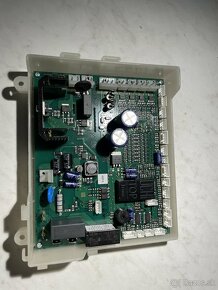 Jura diely- elektroniky, sparovacky a atd - 18