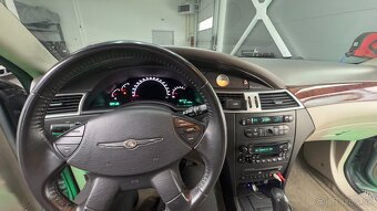 Chrysler Pacifica Touring. 3.6 - 18