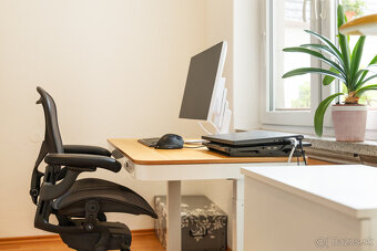 REZERVOVANÉ: Na predaj priestranný dom s veľkým pozemkom v P - 18