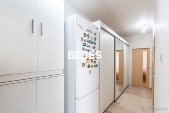 BEDES | Zrekonštruovaný 2 izbový byt na starom sídlisku s lo - 18