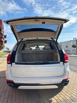 BMW X5 xDrive40d A/T - 18