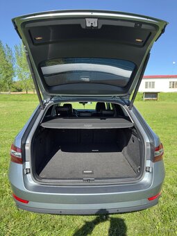 Škoda Superb 2.0TDI 4x4 Combi 190k/140kw Full - 18