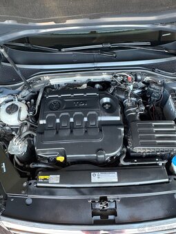 Volkswagen Passat Variant 2.0  R-Line - 18