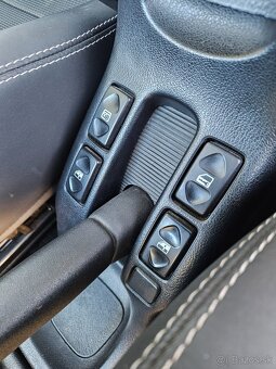 Land Rover Freelander 4x4 klima panorama zjazdový asistent - 18