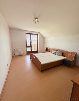 Na predaj krásny Rodinný dom,Trenčín-Zlatovce, pozemok 900m2 - 18