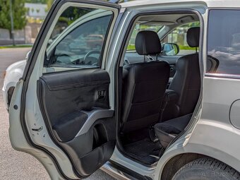 Mitsubishi Outlander 2.2 DI-D 130kW Intense+, 4x4, 7-miestne - 18
